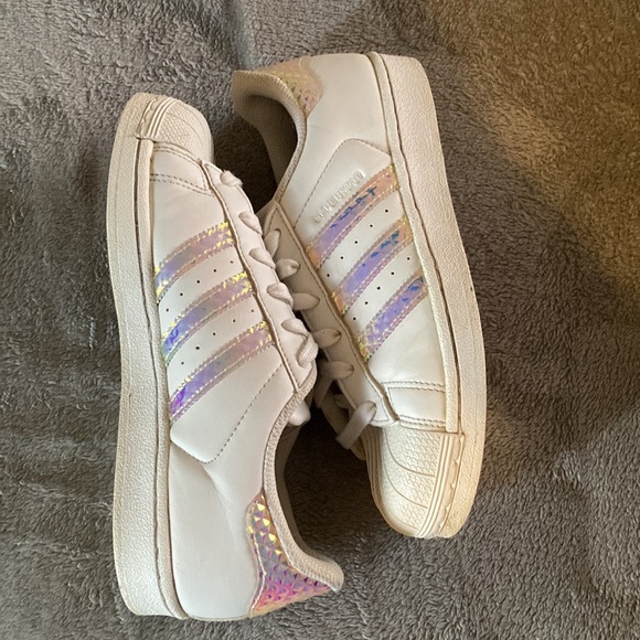 / for $25 ADIDAS Superstar 3D Hologram 2.0 Iridescent Shoes Big Kids Size 5.5 - Picture 7 of 14